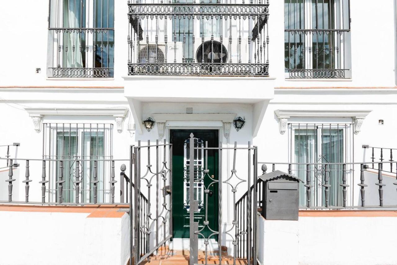 Loft En Primera Linea Del Paseo Maritimo Malaga Luaran gambar