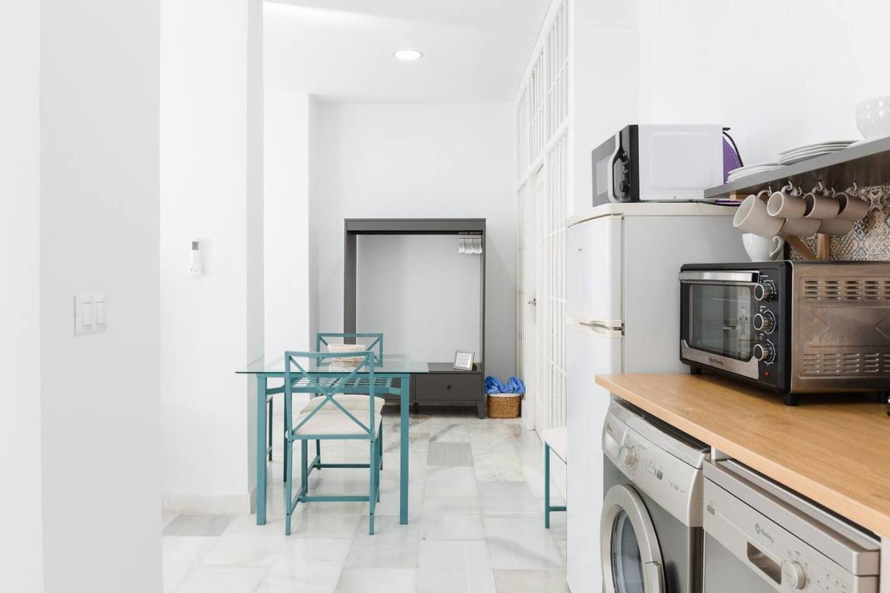 Loft En Primera Linea Del Paseo Maritimo Malaga Luaran gambar
